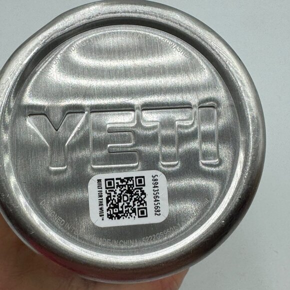 Yeti Green 30oz Rambler Stainless Steel Straw Mug - Picture 8 of 10